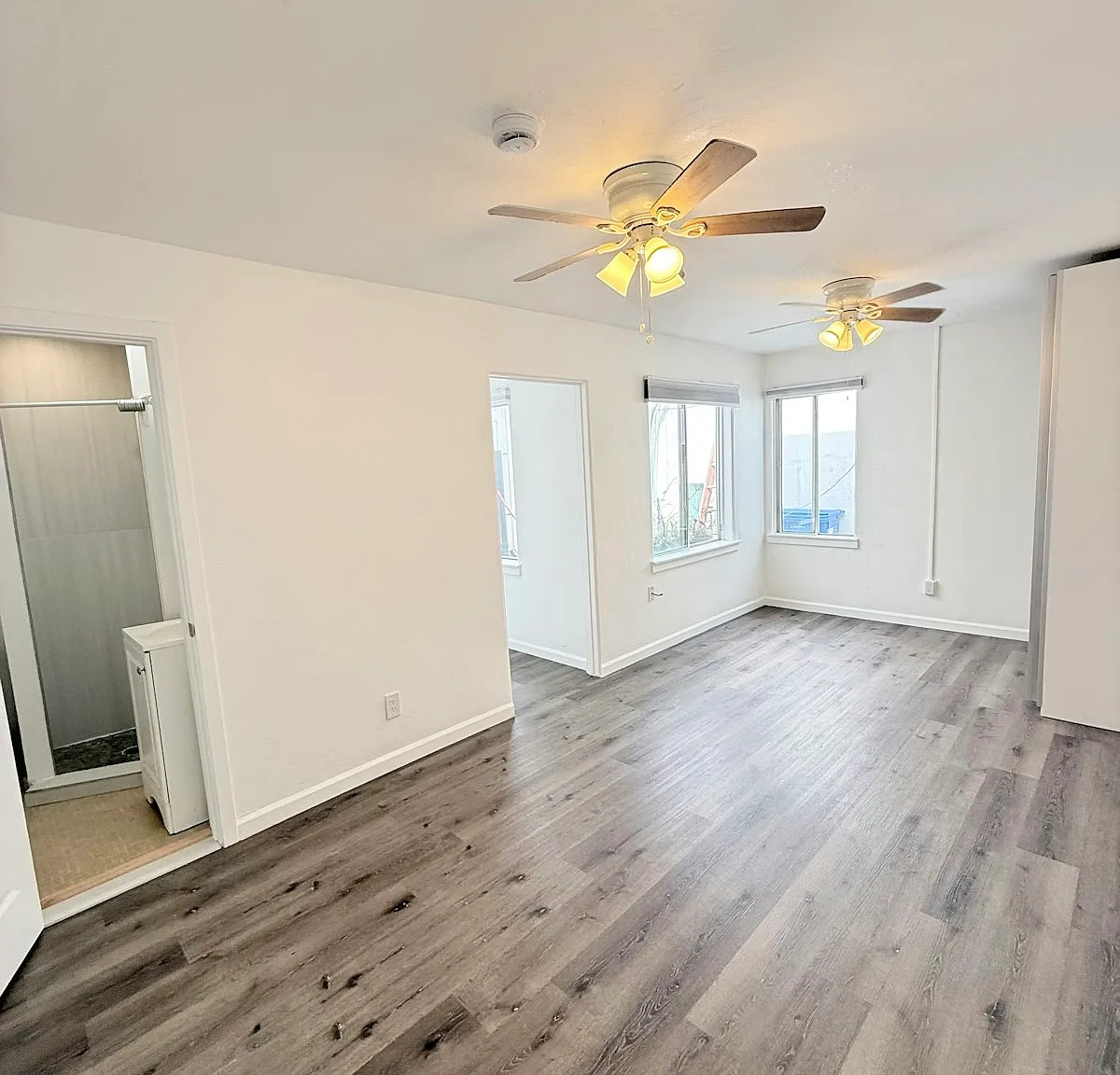 732 Ventura Place, Unit 7 — Photo 3