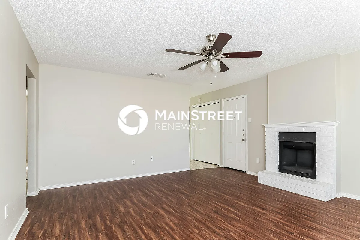 Living Room - 2942 Mesa View Dr