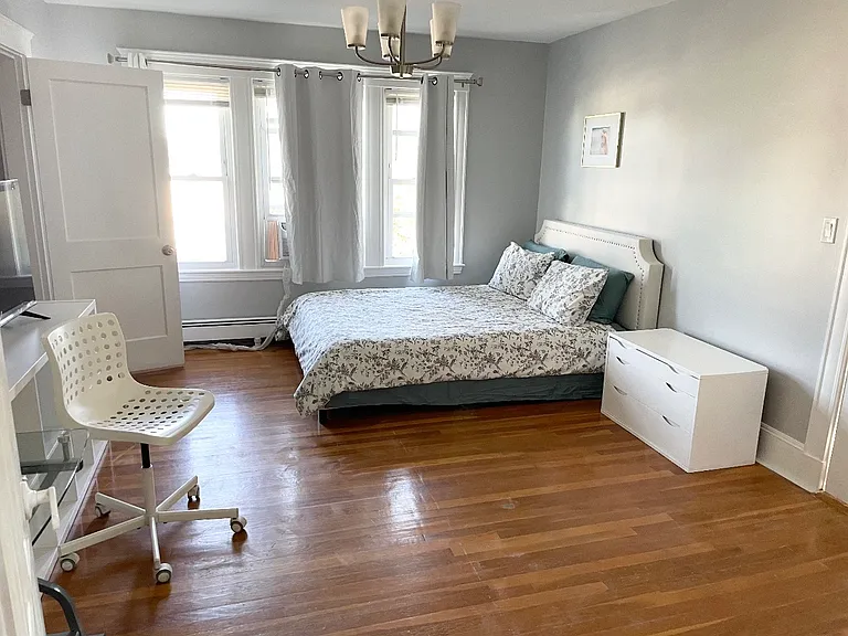 443 Newport Ave #2 — Photo 2