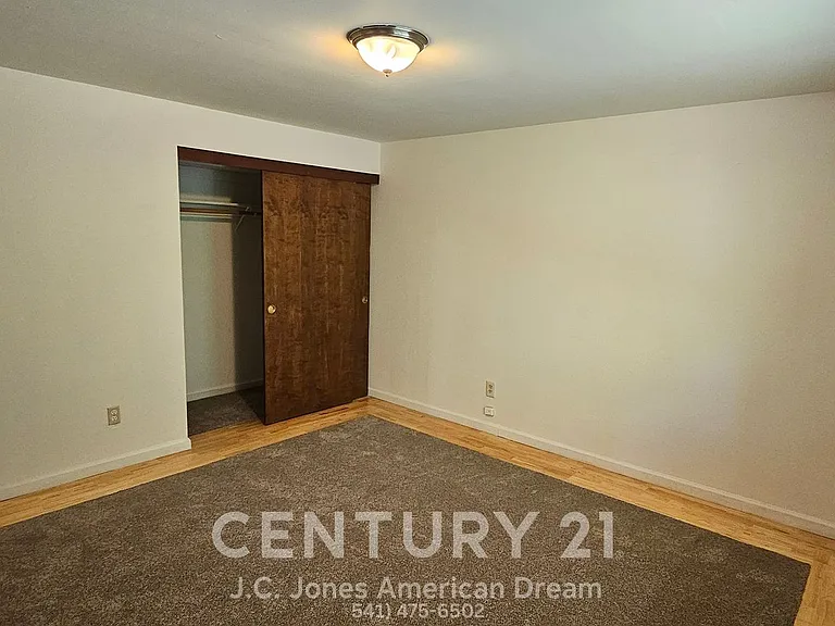 144 Belindy Cir — Photo 10