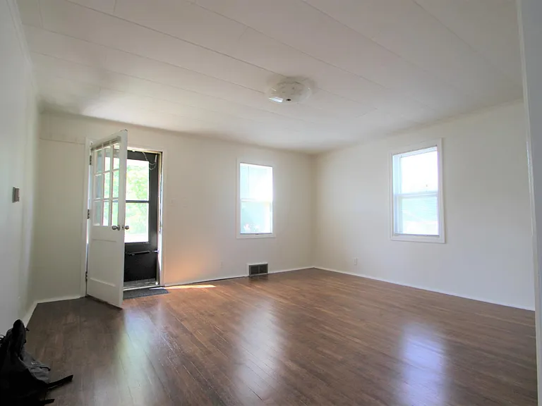 307 S G St #307.5 — Photo 6
