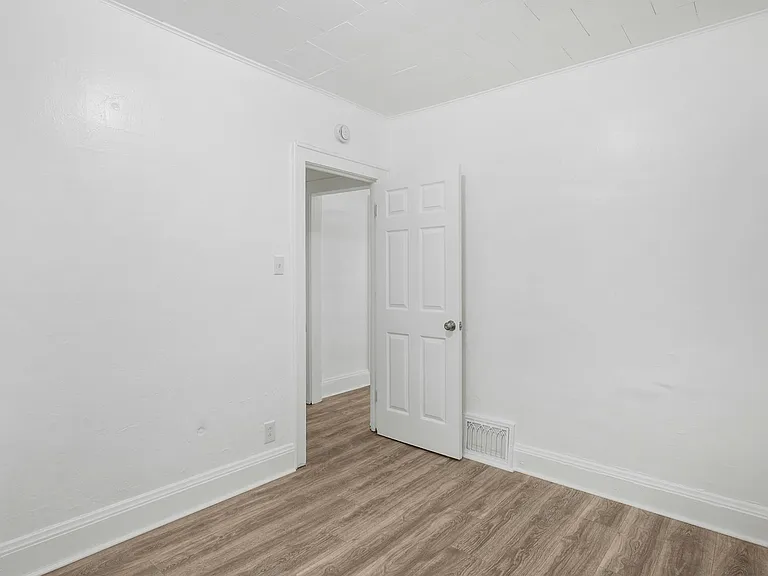 13500 3rd Ave #A — Photo 12