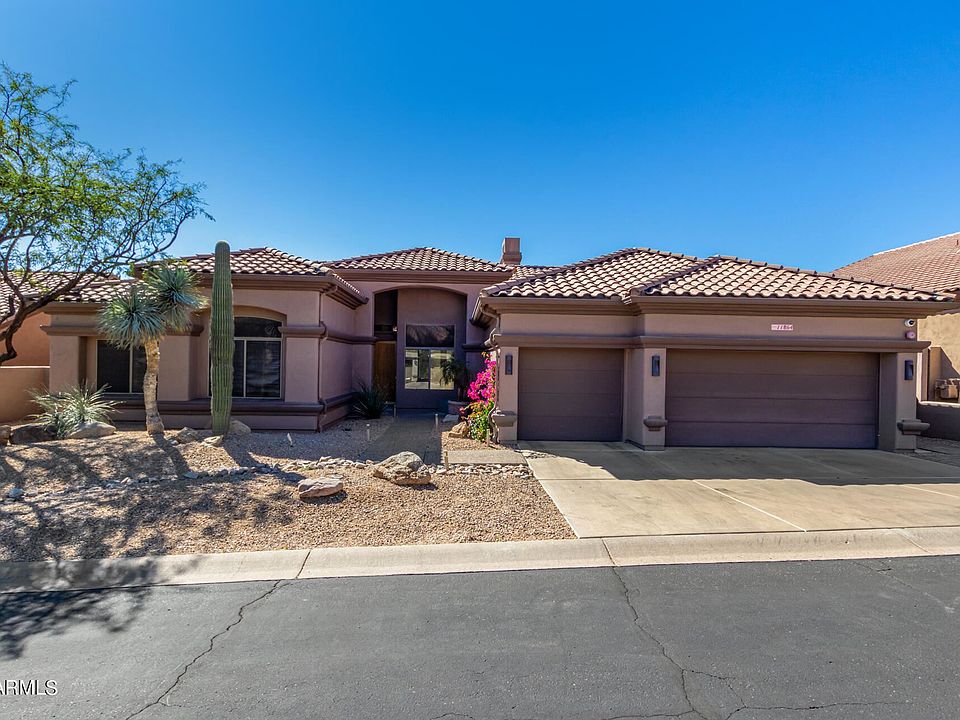 1st image of 11864 N 137th Way