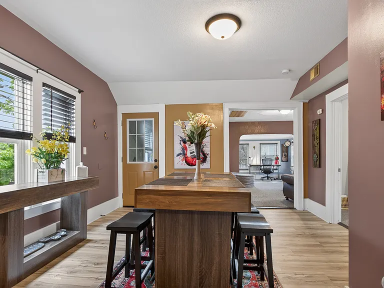 700 Broadway Ave NW #2 — Photo 21