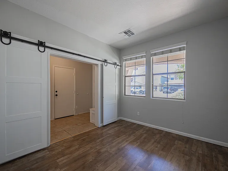1861 E Patrick Ln — Photo 11