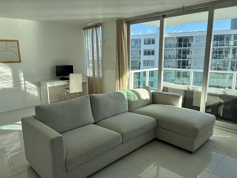 1st image of 1000 West Ave APT 1229