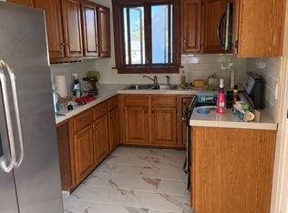 15 Worth St FLOOR 2, Central Falls, RI 02863