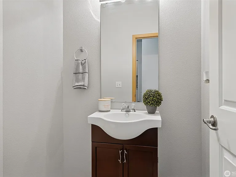 2696 Erwin Ave #1 — Photo 8