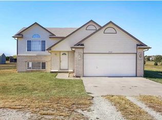 3737 S Greenwich Rd, Wichita, KS 67210