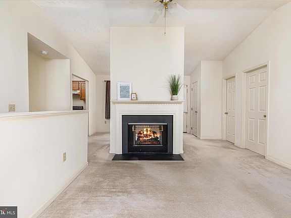 3rd image of 1057 Harmony Orchard Rd