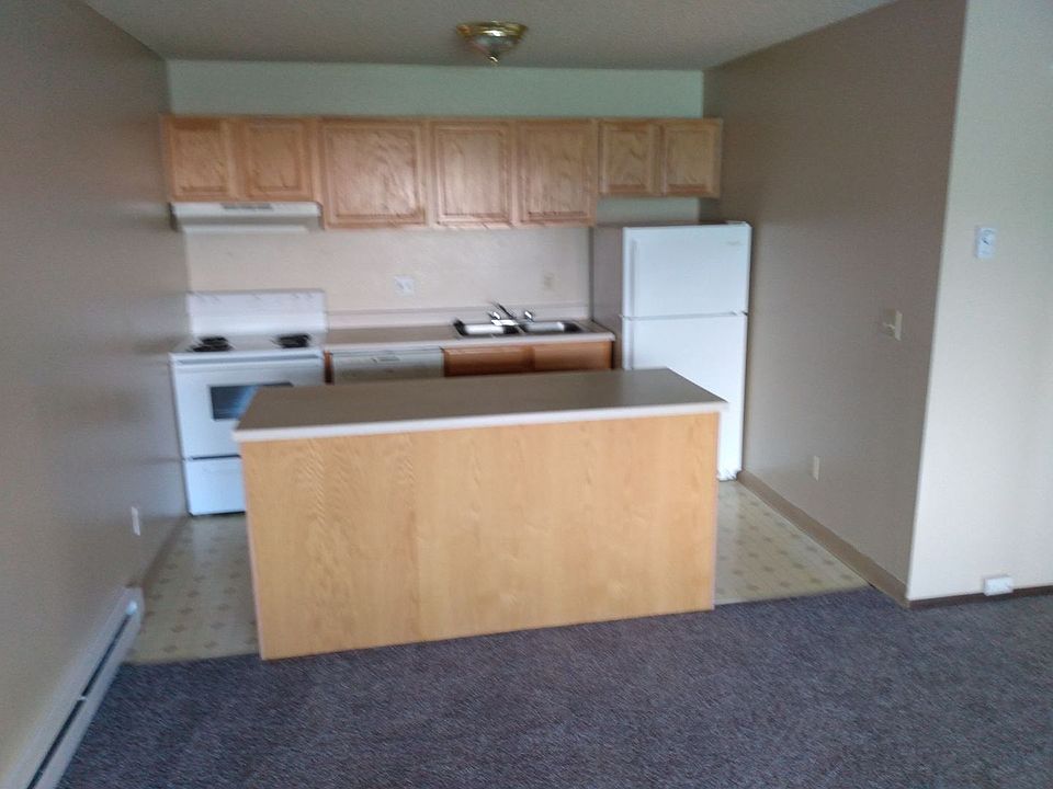 2nd image of 1920 Arthur St APT 20