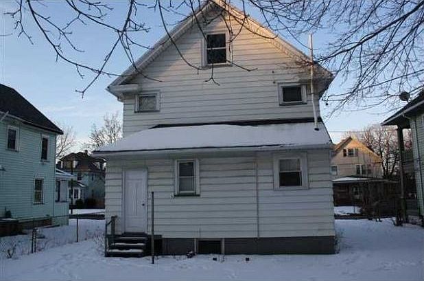 2nd image of 371 Pullman Ave