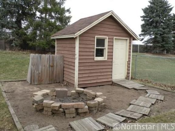 3rd image of 2300 84th Ave N