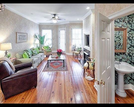 4th image of 327 W Charlton St