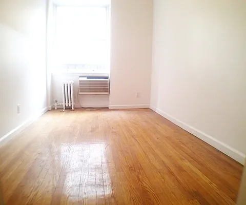 Rented by Cohen Smith Chang LLC | media 20