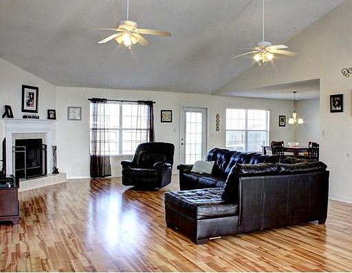 2nd image of 12284 Trish Blvd