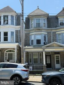 1974 Perkiomen Ave, Reading, PA, 19606
