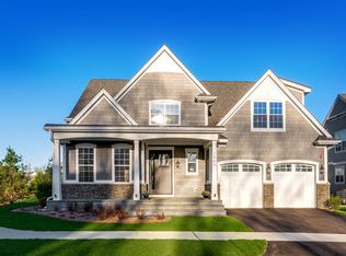 1561 Woodview Ln, Northbrook, IL 60062