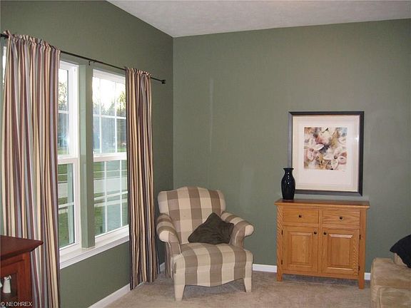 2nd image of 158 Brixton Way