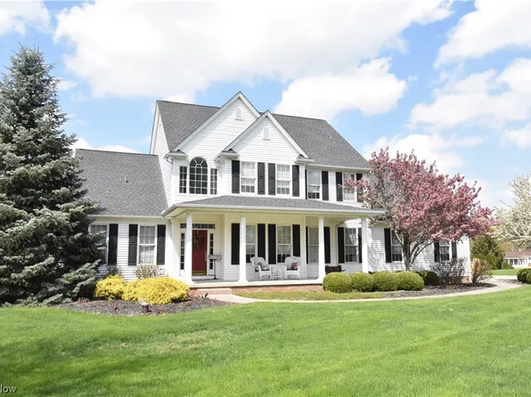 982 Shannon Ln, Salem, OH 44460