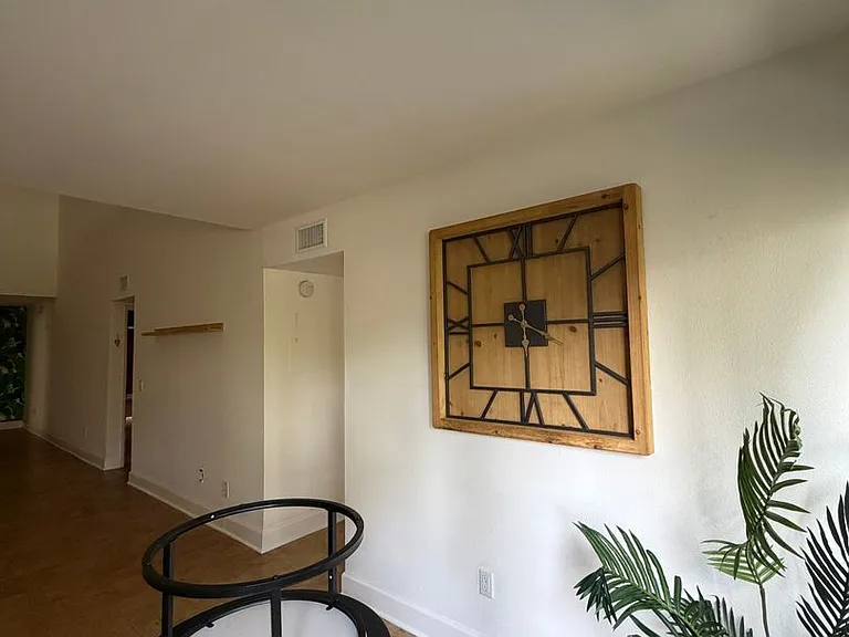 1940 N Highland Ave #81 — Photo 51