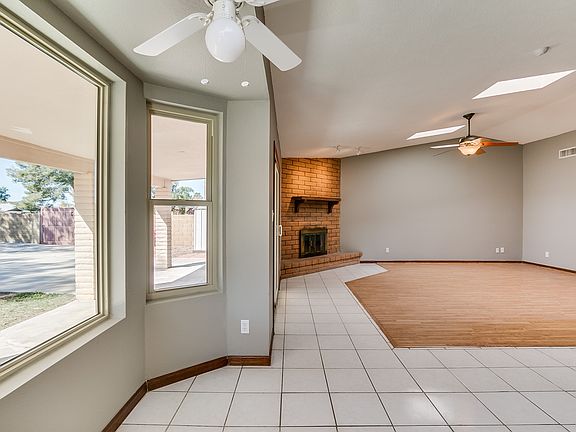 3rd image of 5245 W Christy Dr