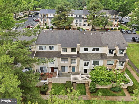 2nd image of 8874 Welbeck Way