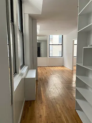 Rented by City Connections Realty | media 9