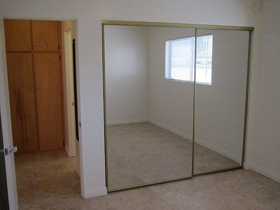3rd image of 651 Loma Dr APT 3