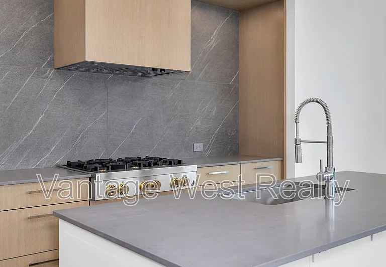 3389 Lakeshore Rd #216 — Photo 1