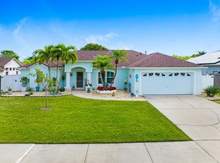 4217 Long Leaf Dr, Melbourne, FL 32940