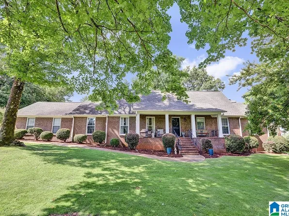 1612 Shades Crest Rd, Birmingham, AL 35226