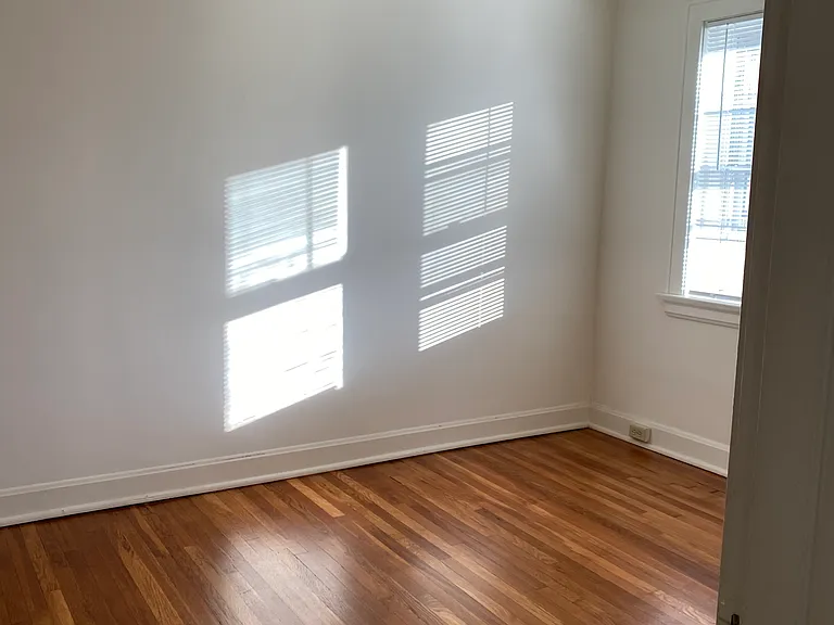1316 Morten St #204 — Photo 8