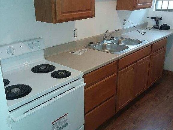 3rd image of 1132 E John St #2