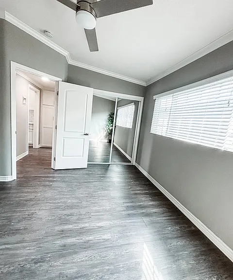 Maureen Court/Mirawood Apartments — Photo 7