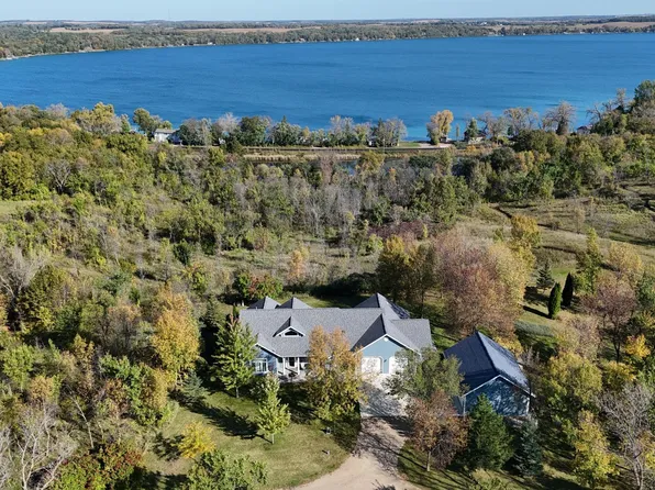 37654 S Eagle Lake Rd, Battle Lake, MN 56515