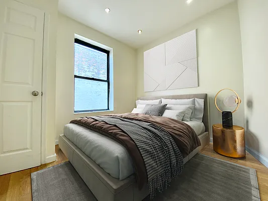 Rented by Vector New York, LLC | media 13