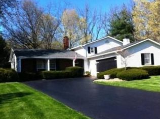 8471 Carriage Hill Dr NE, Warren, OH