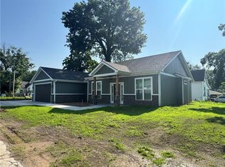 101 N Maple St, Butler, MO 64730