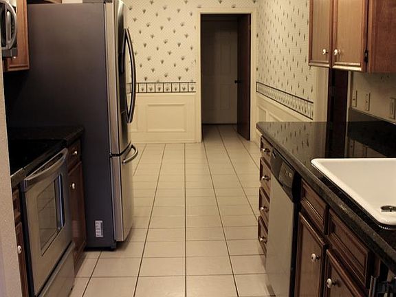 4th image of 2100 S 5th St