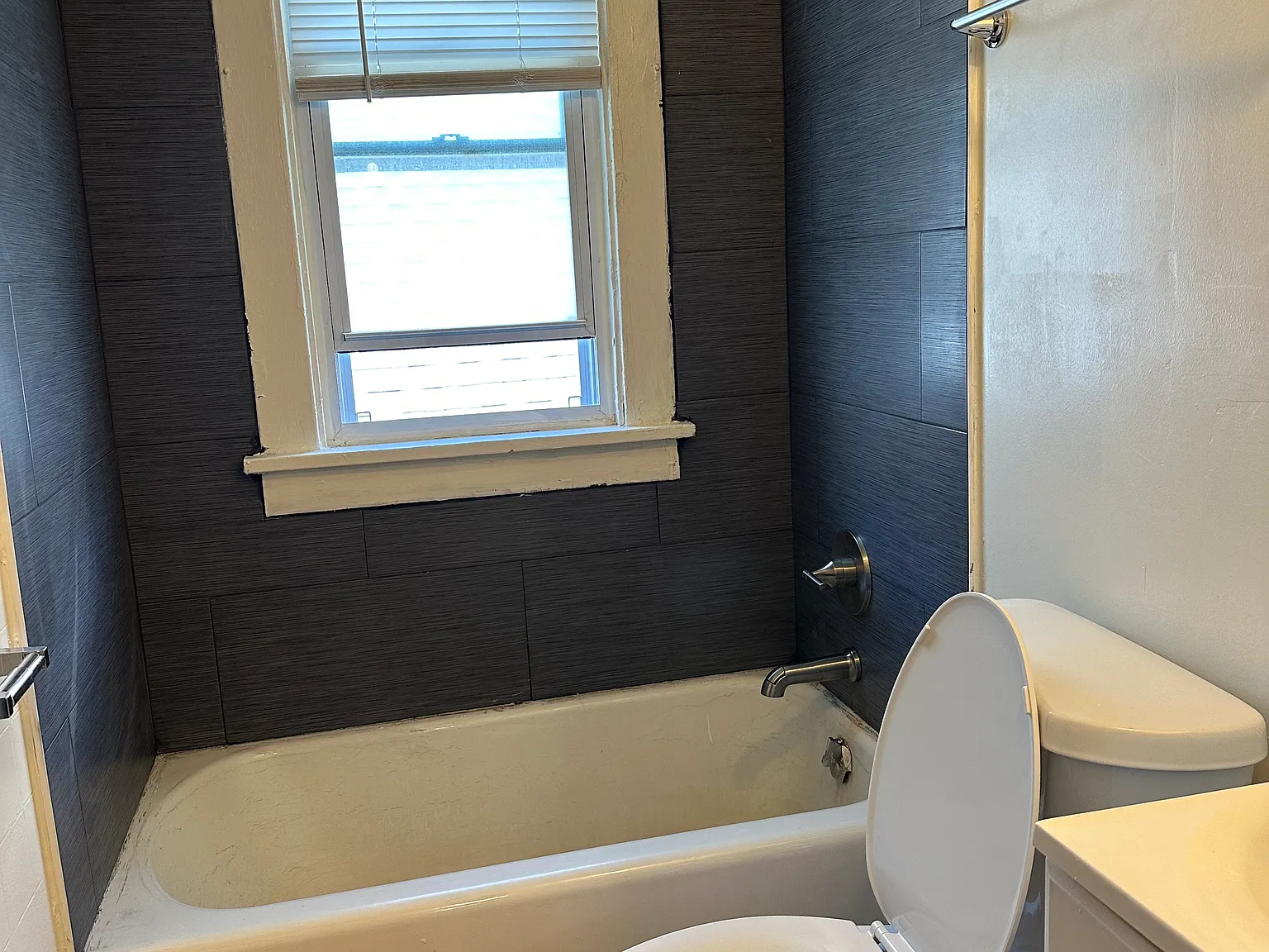 38 Colorado Ave — Photo 4