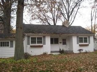 88 Edgewood Dr, Avon Lake, OH 44012