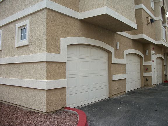 2nd image of 5855 Valley Dr Unit 2040