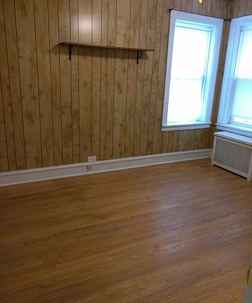 4th image of 6511 N Mozart St #2A