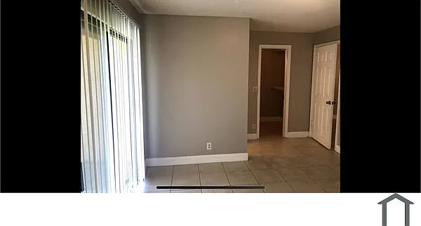 7427 SW 11th Ct — Photo 15