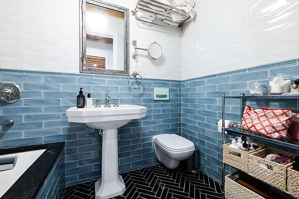 Sold by Owner | media 14