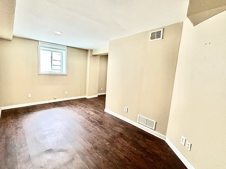 8110 Jarboe St — Photo 15