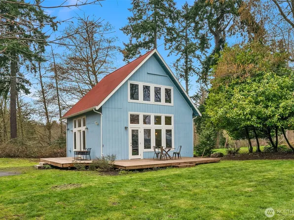 16526 87th Avenue SW, Vashon, WA 98070