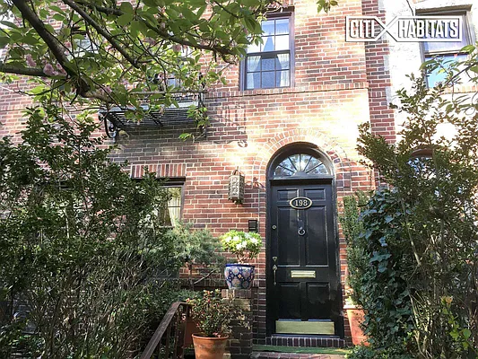 Rented by Citi Habitats | media 7