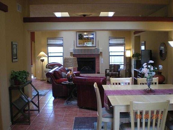 3rd image of 312 Calle Damiano